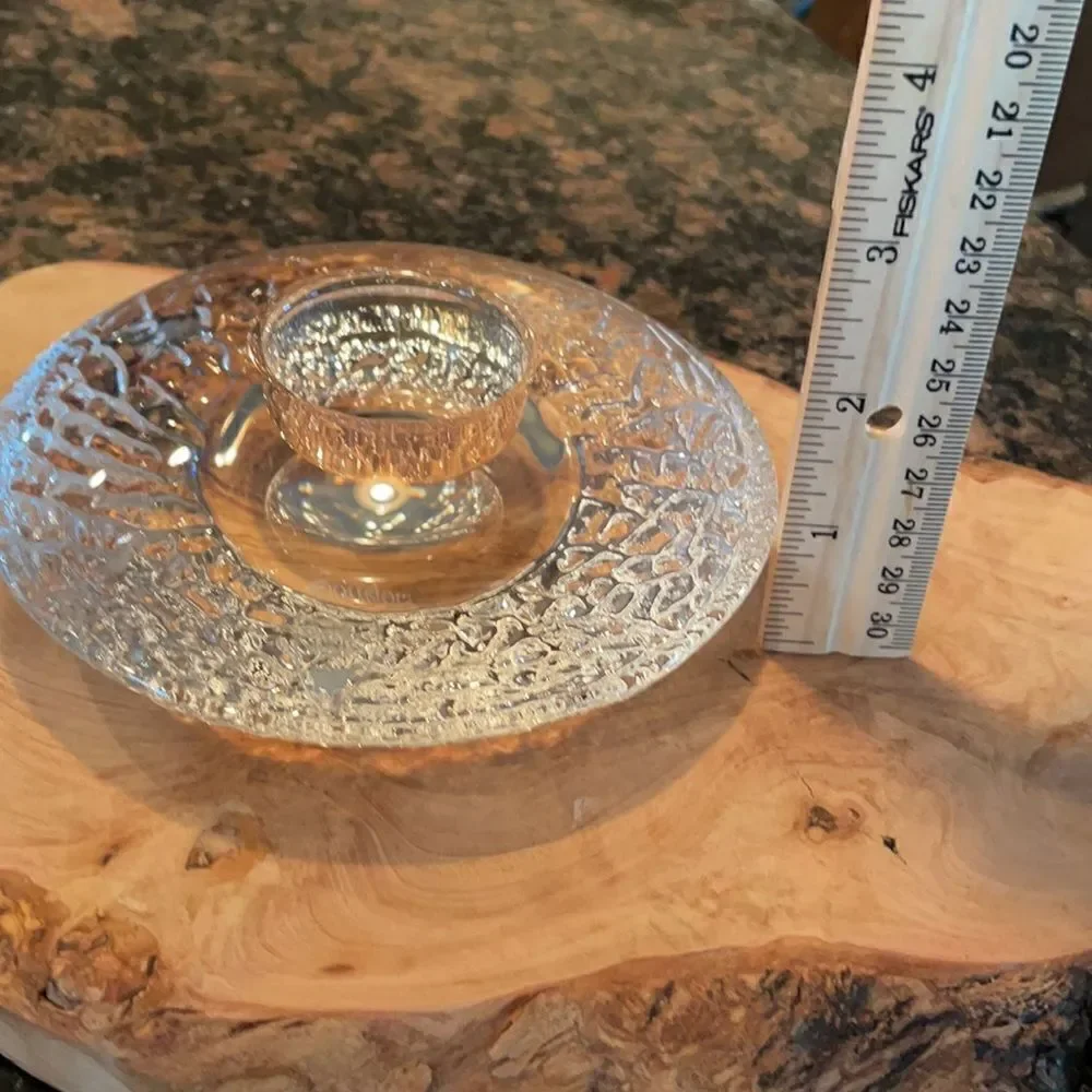 Orrefors Discus Votive